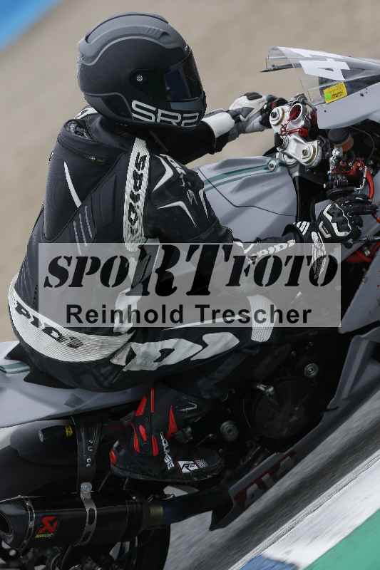 Archiv-2025/02 28.-31.01.2025 Moto Center Thun Jerez/gruen-green/414